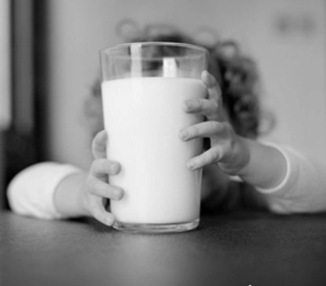 Молоко с лекарством