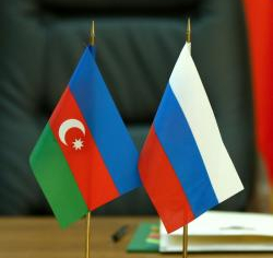 Сергей Данкверт провел переговоры с Председателем Агентства пищевой безопасности Азербайджана Гошгаром Тахмазли