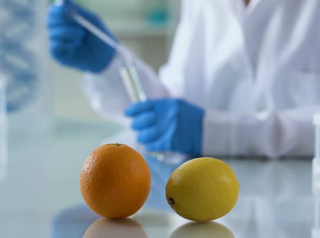 Специалистами лаборатории в образцах фруктов выявлены карантинные объекты