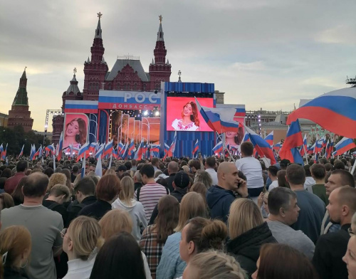 Сотрудники филиала приняли участие в концерте в честь воссоединения новых регионов с Россией